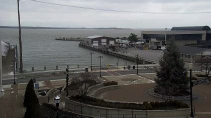 Wind and weather webcams Point Abino / Lake Erie .